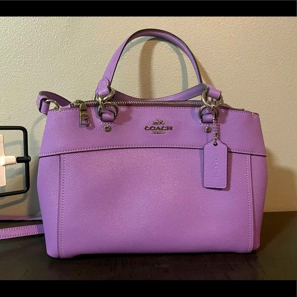 COPY - Coach Crossbody - Picture 2 of 3